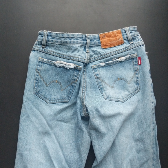 Vintage light wash jeans - Picture 4 of 7
